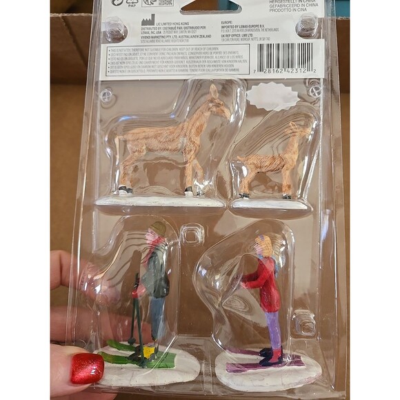 New Christmas Winter Lemax Vail Village Friendly Wildlife Set of 4 #42312 Sealed - Picture 3 of 3